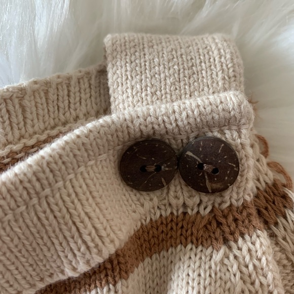 Knit Bodysuit Romper - Picture 5 of 5